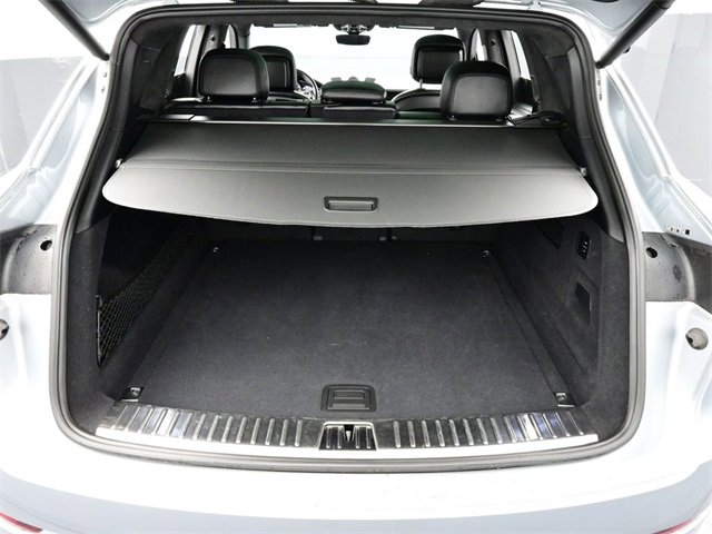 Used 2020 Porsche Cayenne Turbo image 11