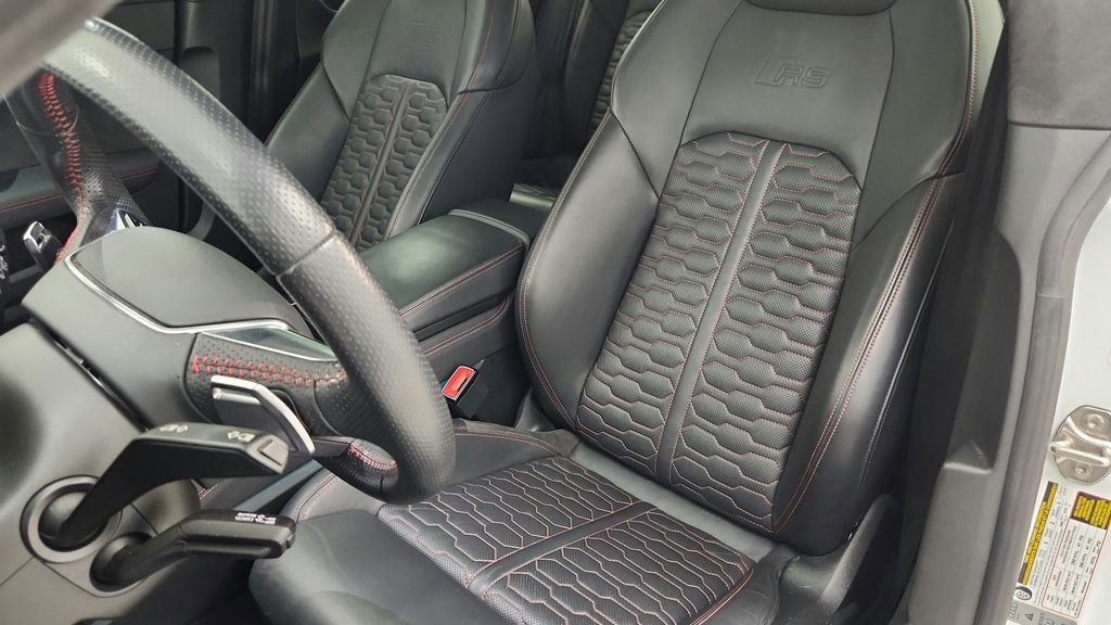 Used 2021 Audi RS 7 Sportback w/ Carbon Optic Package image 33