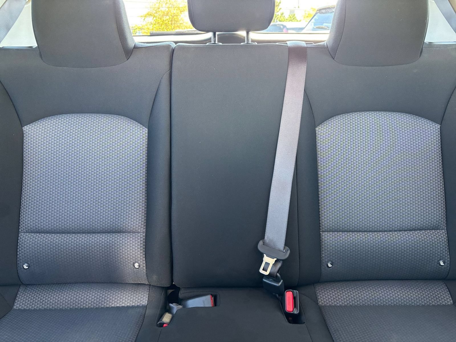 Used 2025 Kia Soul LX w/ LX Technology Package FWD image 36