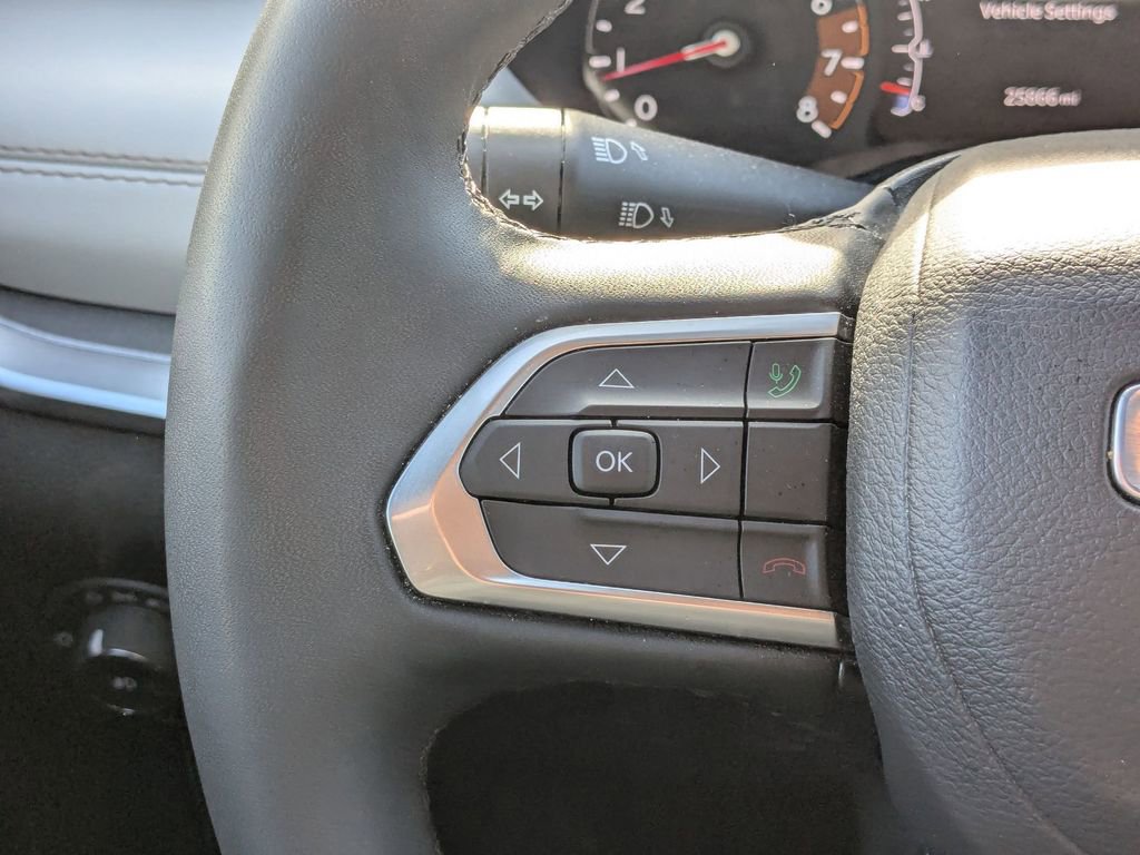 Used 2025 Jeep Compass Limited image 16