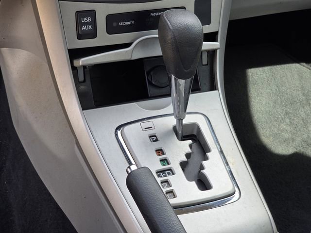 Used 2013 Toyota Corolla LE image 19