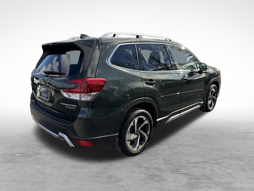 Used 2023 Subaru Forester Touring image 9