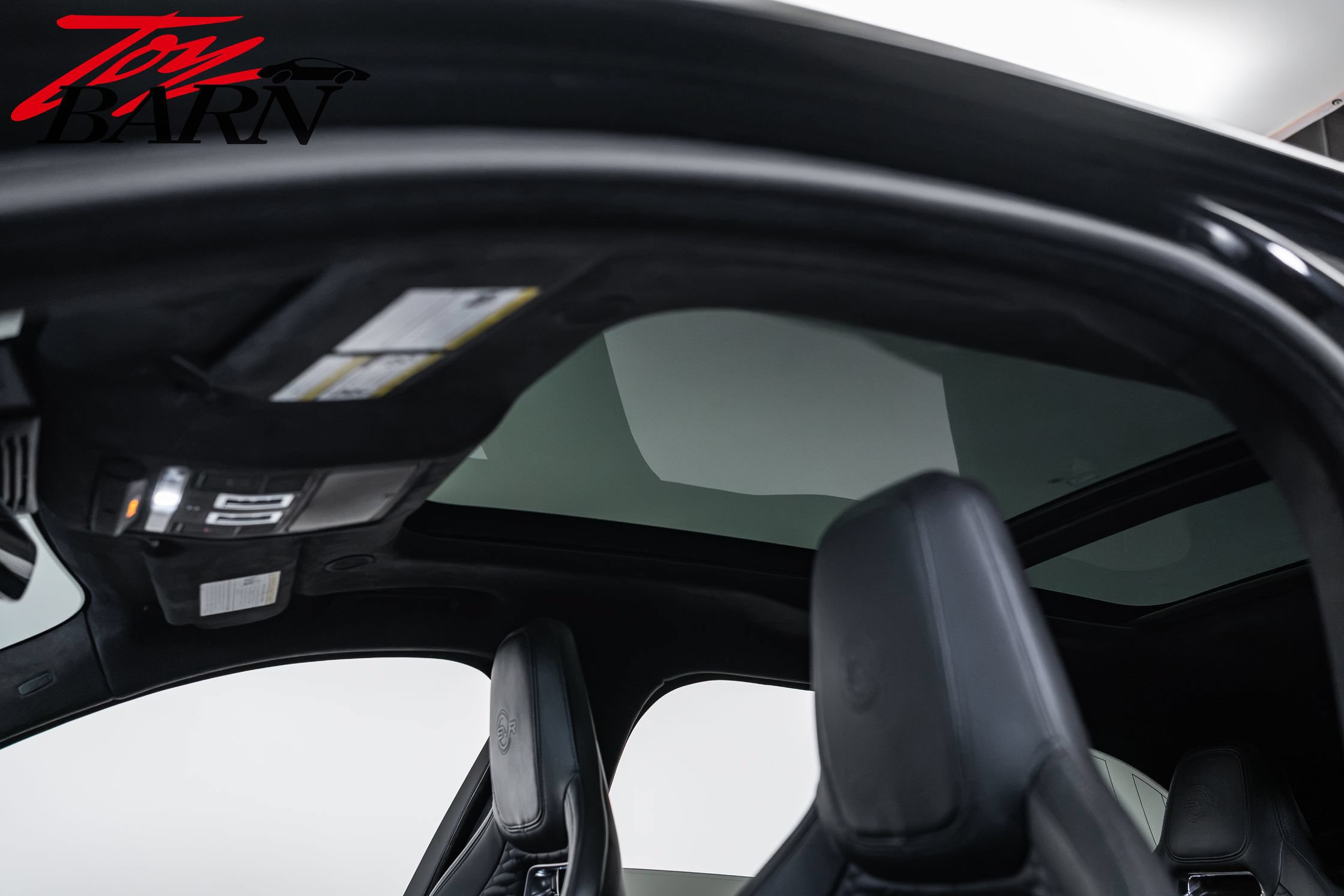 Used 2021 Jaguar F-PACE SVR AWD/4WD image 23
