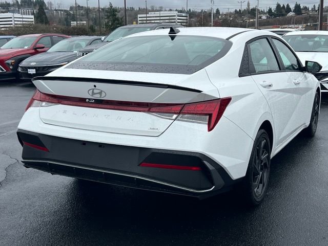New 2026 Hyundai Elantra Sport image 7