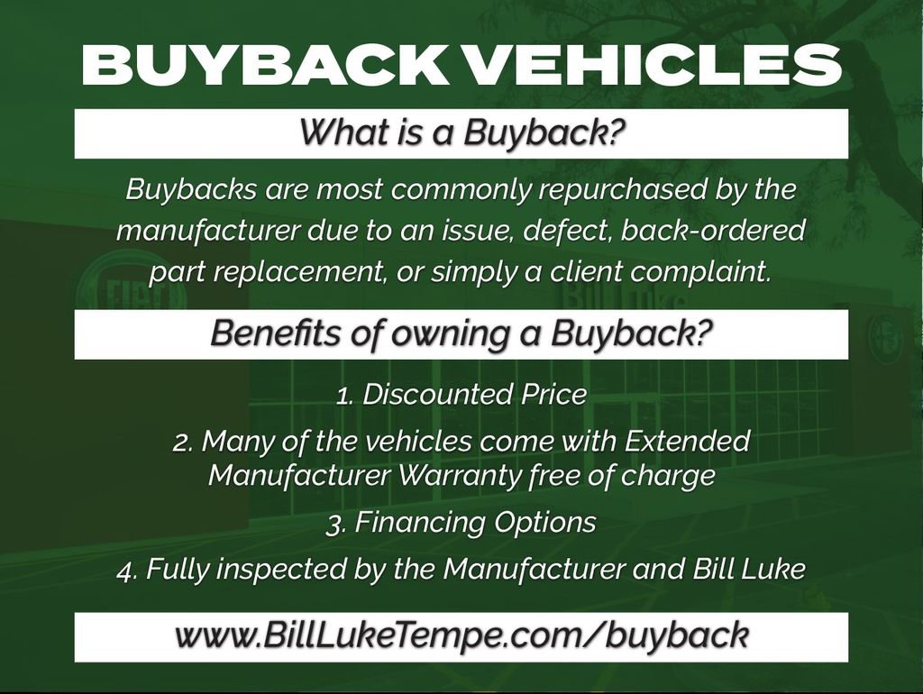 Used 2024 Chevrolet Traverse LT image 39