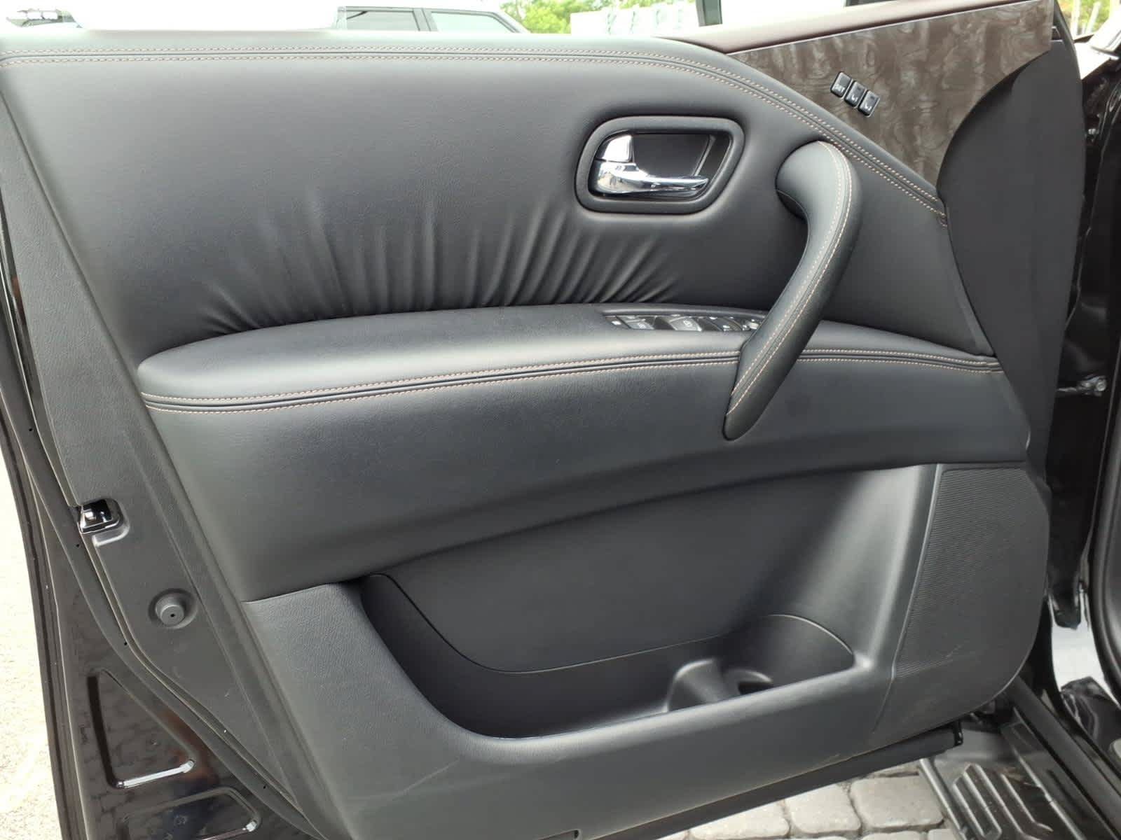 Used 2023 Nissan Armada Platinum w/ Captain's Chairs Package AWD/4WD image 10