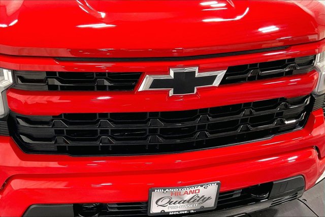 Used 2023 Chevrolet Silverado 1500 RST w/ Convenience Package II AWD/4WD image 30