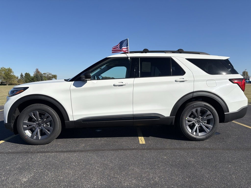 New 2026 Ford Explorer Active image 9