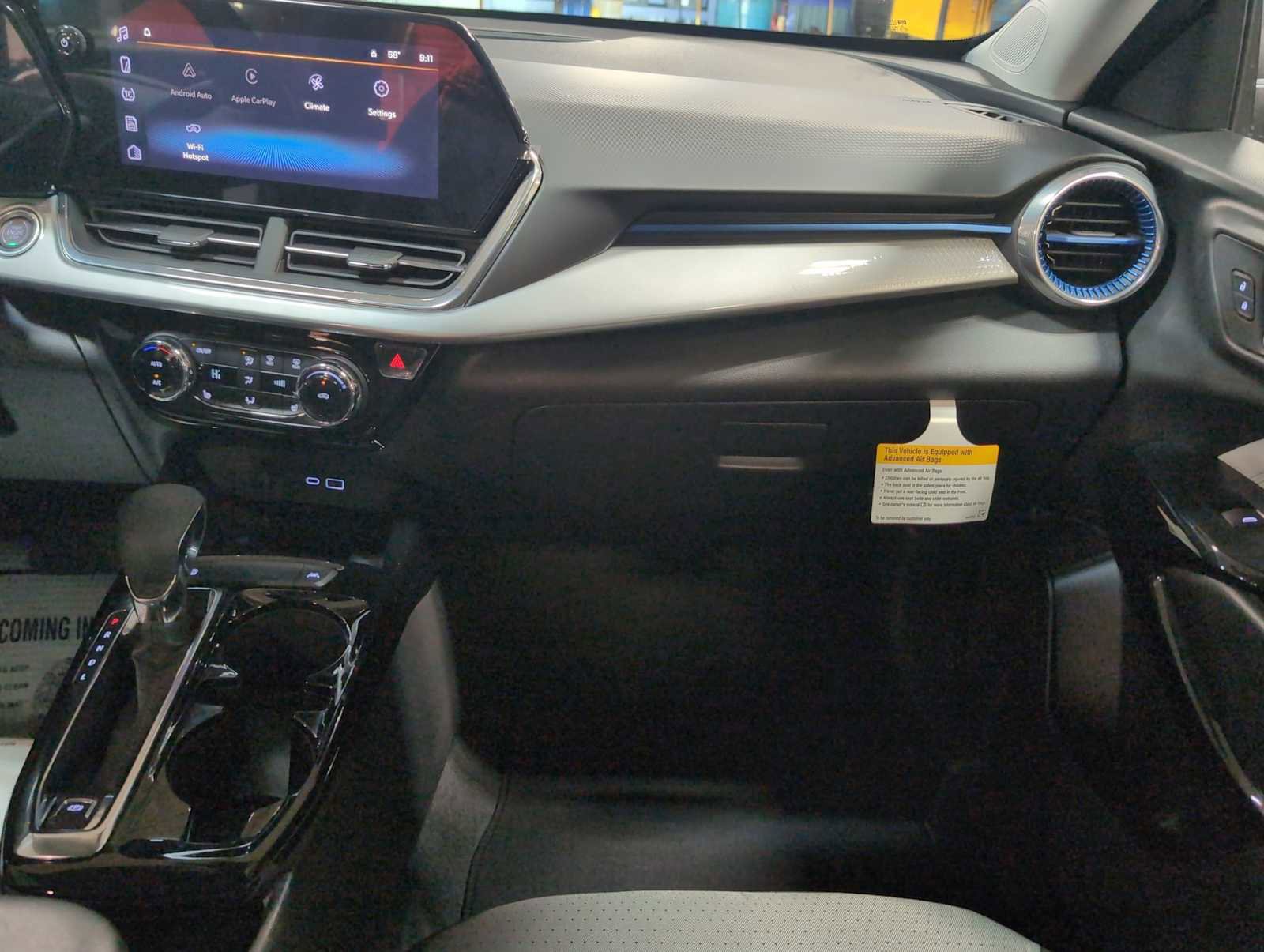 New 2026 Chevrolet Trax LT w/ Sunroof Package FWD image 28
