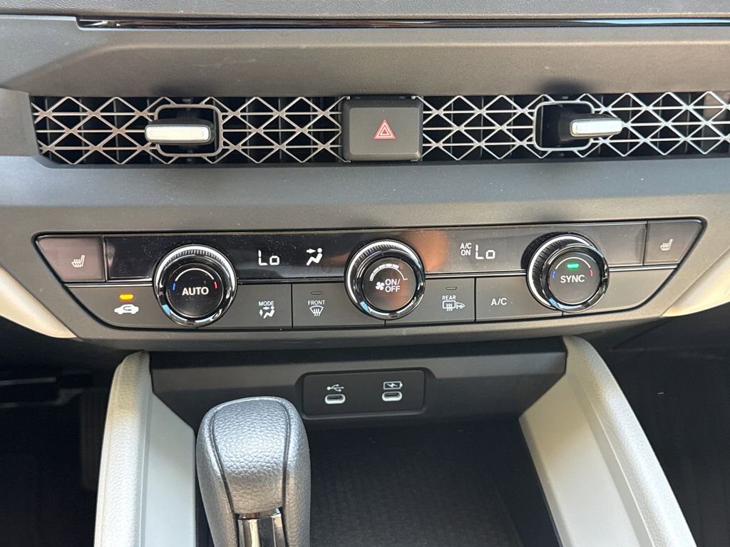 Certified 2025 Honda Accord SE image 24