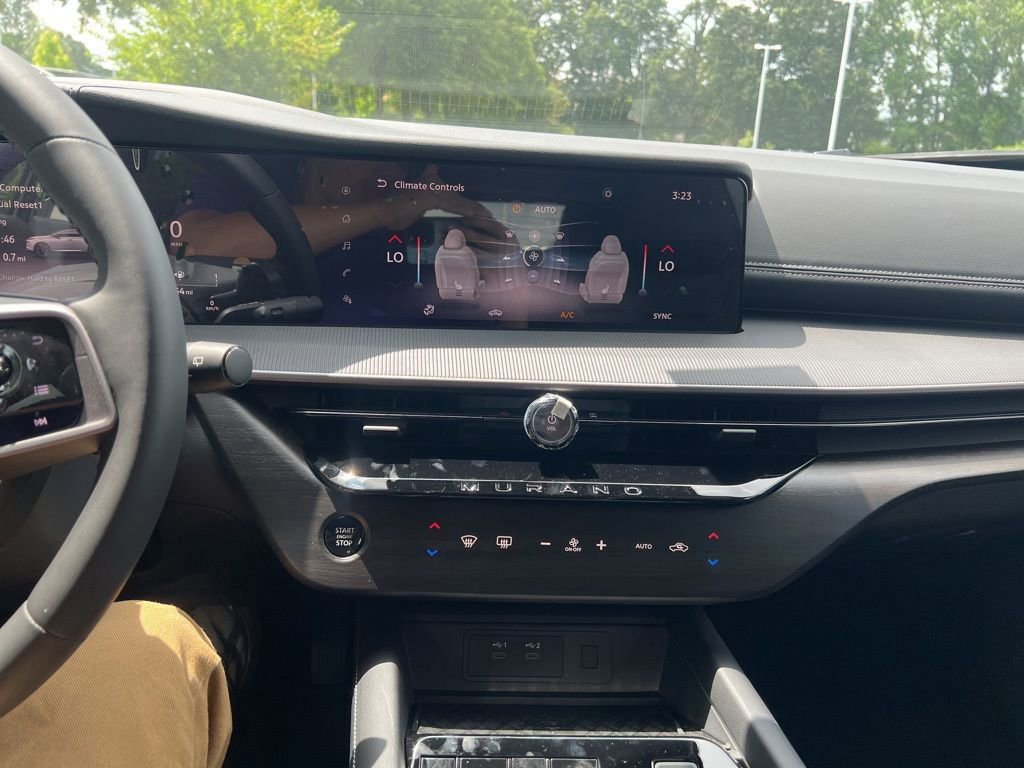 New 2025 Nissan Murano SV image 12