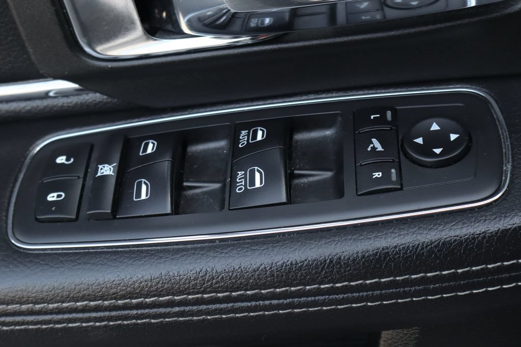 Used 2018 RAM 2500 Laramie w/ Sport Appearance Group AWD/4WD image 13