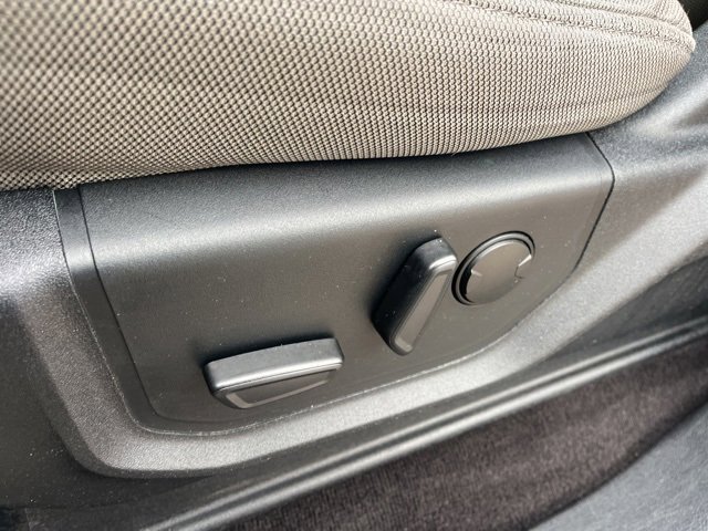 Used 2019 Ford F150 XLT w/ Equipment Group 302A Luxury image 16