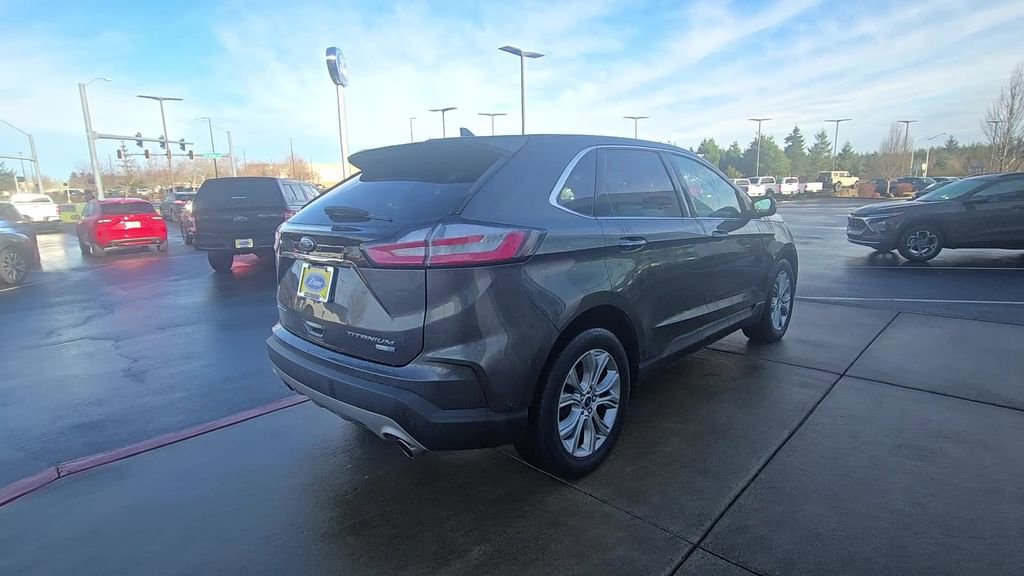Used 2019 Ford Edge Titanium w/ Equipment Group 301A image 4