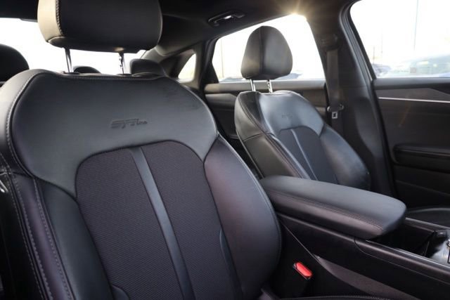 Used 2023 Kia K5 GT-Line image 41
