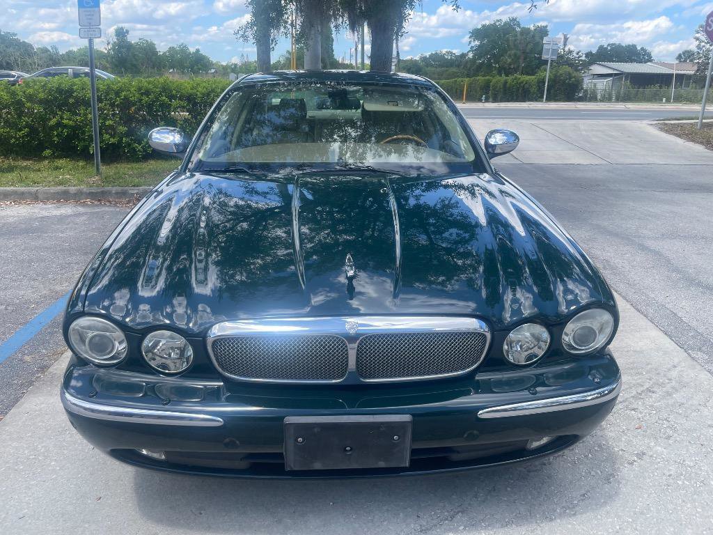 Used 2007 Jaguar XJ8 L RWD image 3