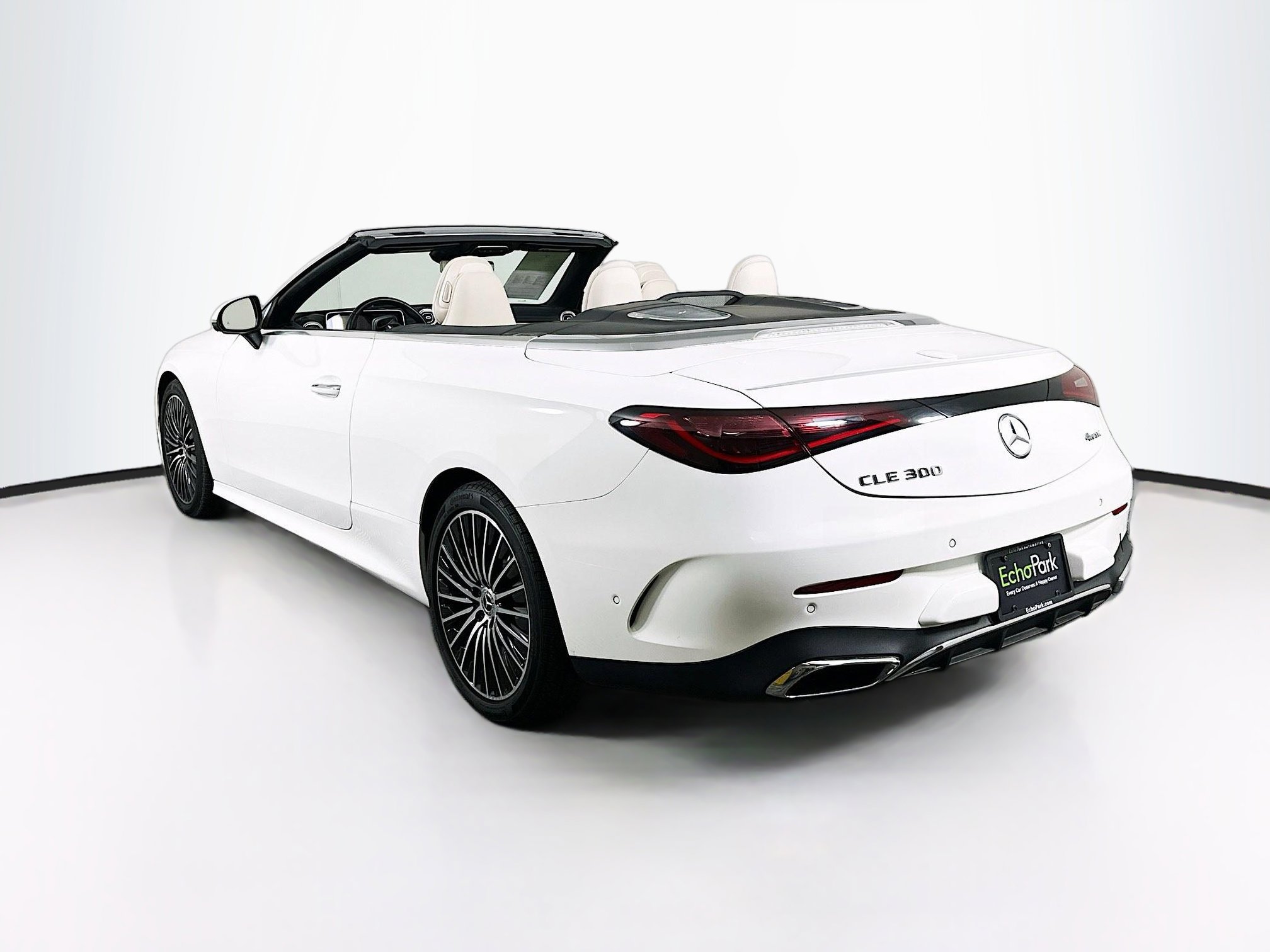 Used 2024 Mercedes-Benz CLE 300 4MATIC Cabriolet image 5