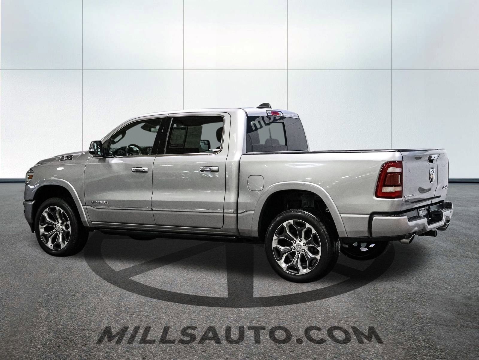 Used 2020 RAM 1500 Limited image 4