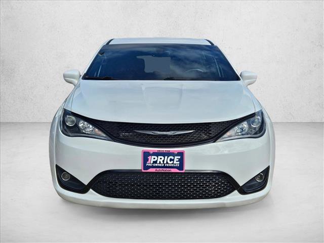 Used 2019 Chrysler Pacifica Touring Plus w/ S Appearance Package video 2