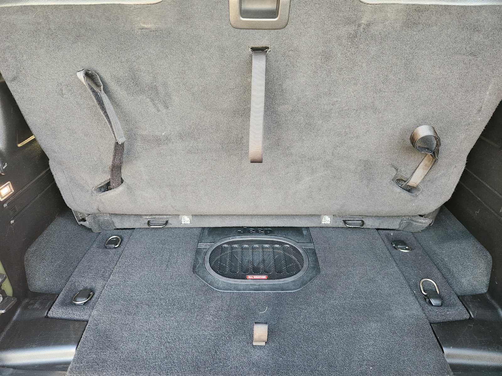 Used 2022 Jeep Wrangler Rubicon AWD/4WD image 31
