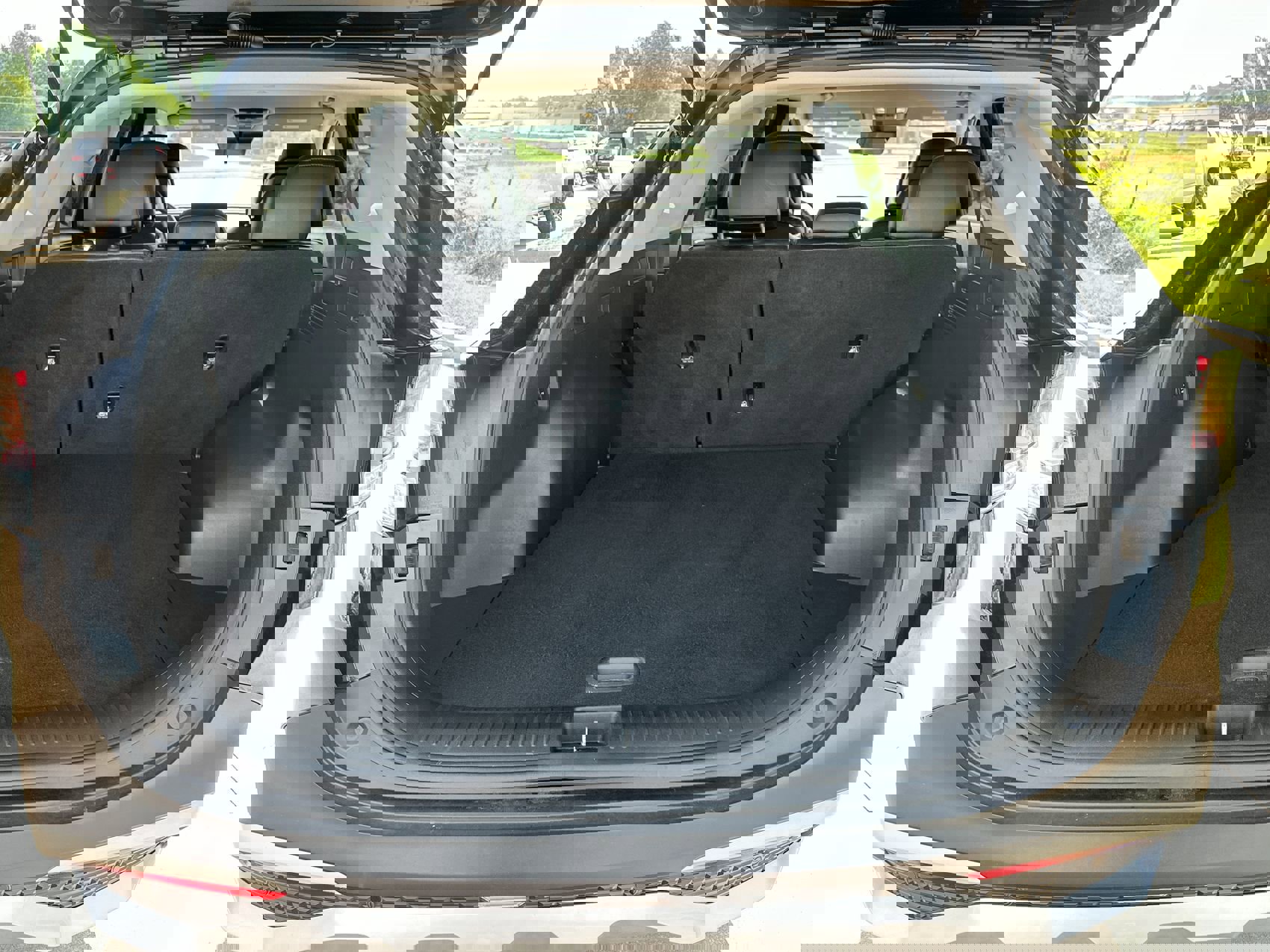 Used 2024 Kia Sportage EX image 21