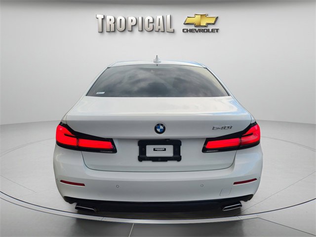 Used 2022 BMW 540i w/ Luxury Seating Package image 4