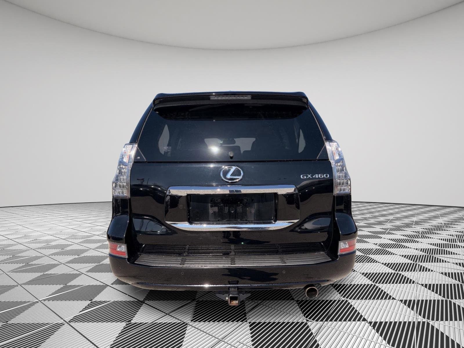 Used 2016 Lexus GX 460 Luxury w/ Preferred Accessory Package image 6