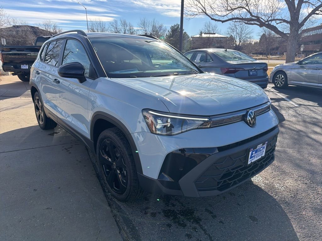 New 2025 Volkswagen Taos SE image 7