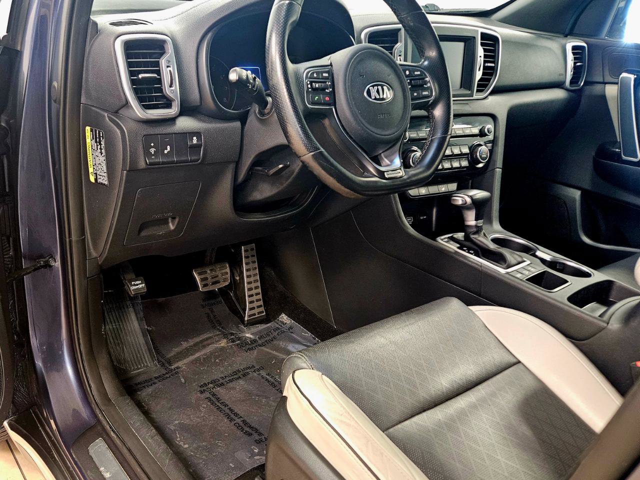 Used 2018 Kia Sportage EX w/ EX Sport Appearance Package image 11