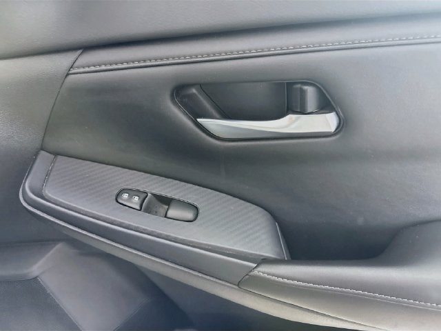 Used 2020 Nissan Sentra SV FWD image 30