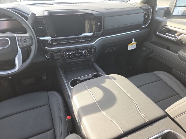 New 2025 GMC Sierra 2500 SLT w/ SLT Premium Package AWD/4WD image 34