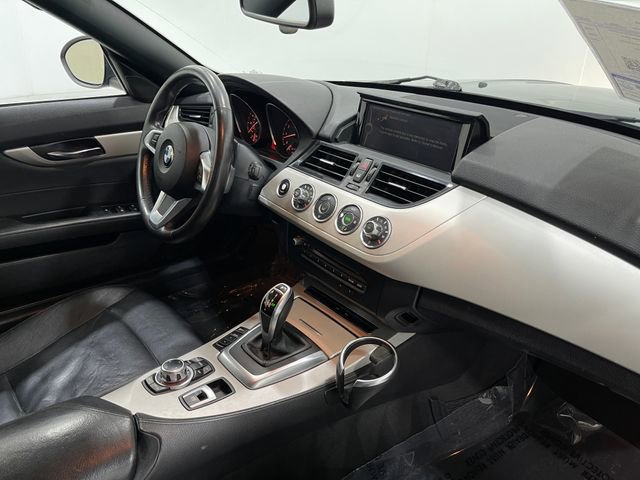 Used 2015 BMW Z4 sDrive28i image 18