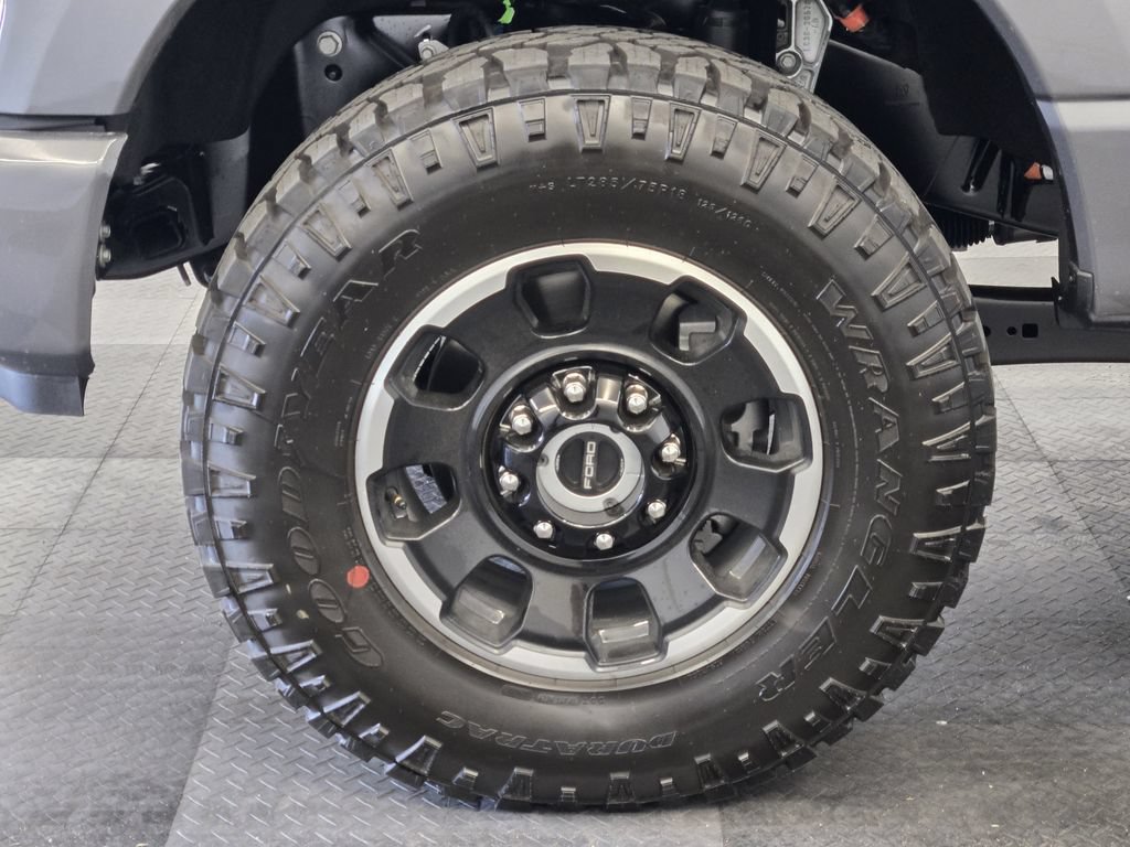 New 2026 Ford F250 Lariat w/ Tremor Off-Road Package AWD/4WD image 10