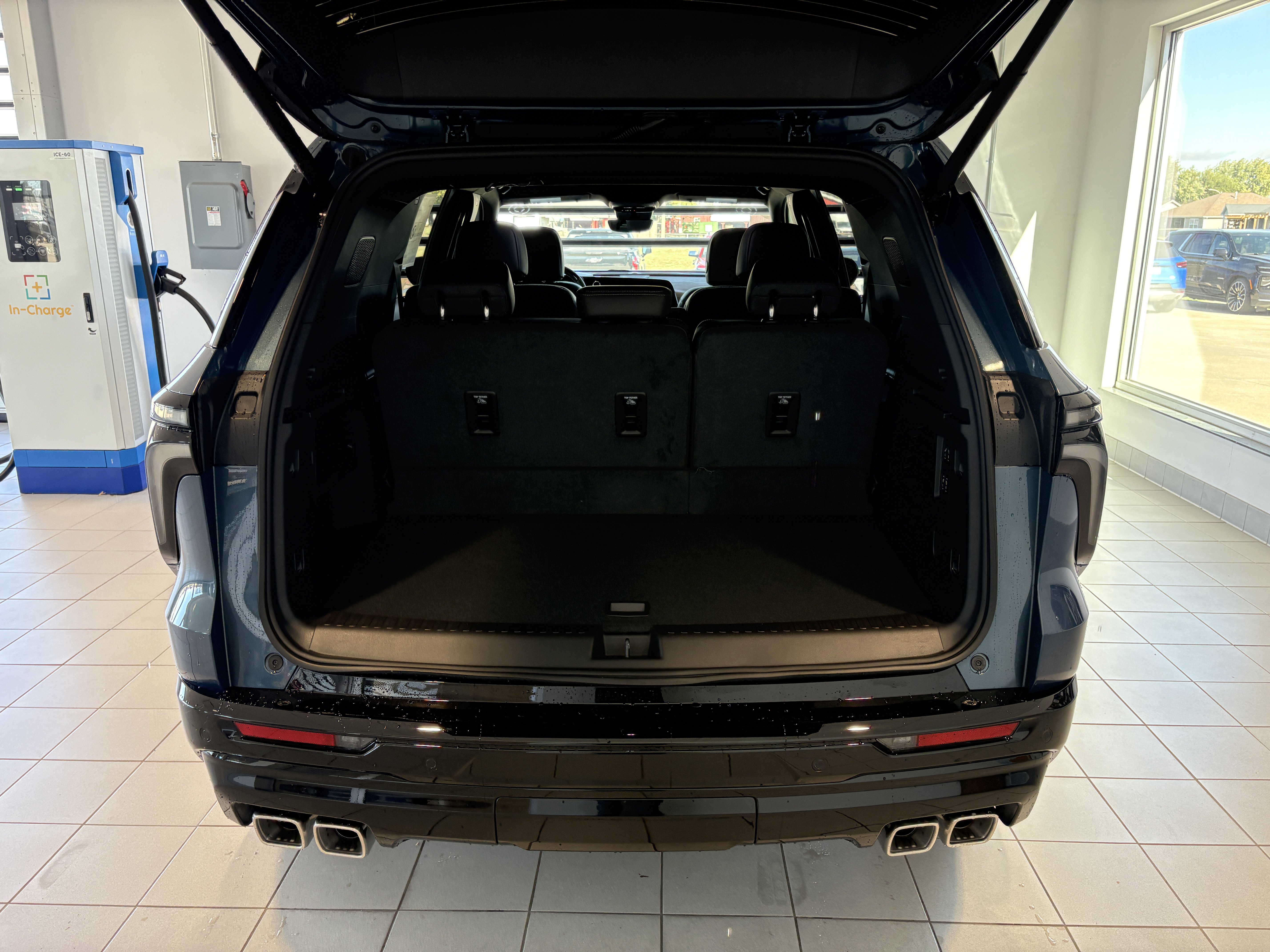New 2026 Chevrolet Traverse High Country image 4