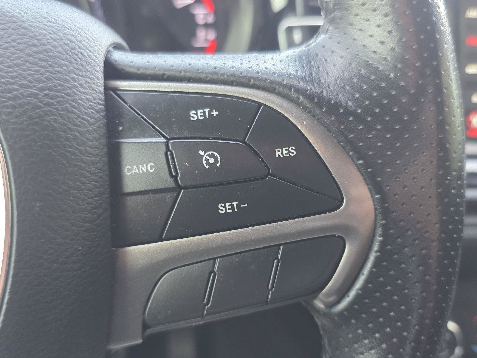 Used 2023 Dodge Durango SXT RWD image 12