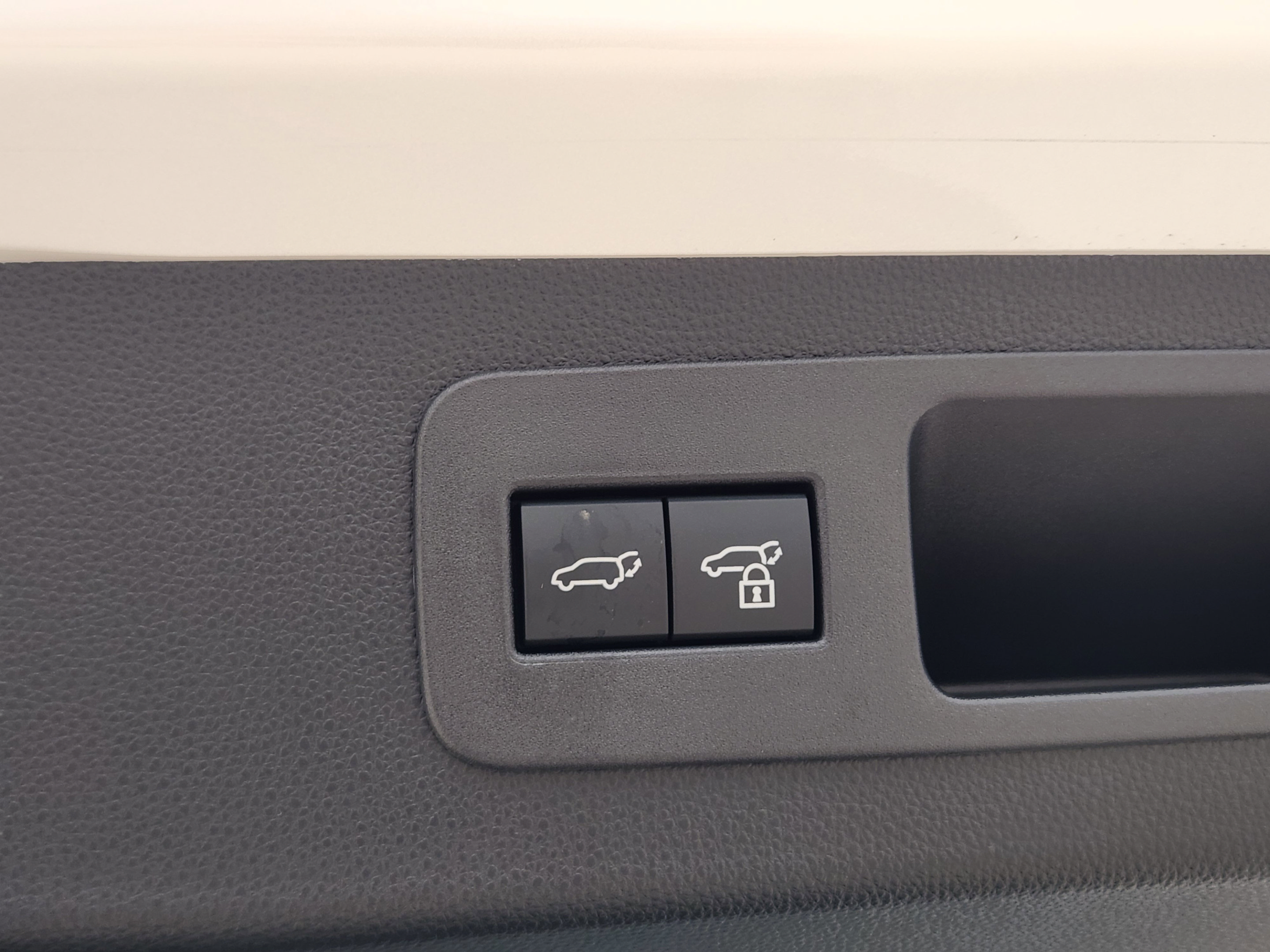 New 2026 Lexus LX 700h Luxury AWD/4WD image 24
