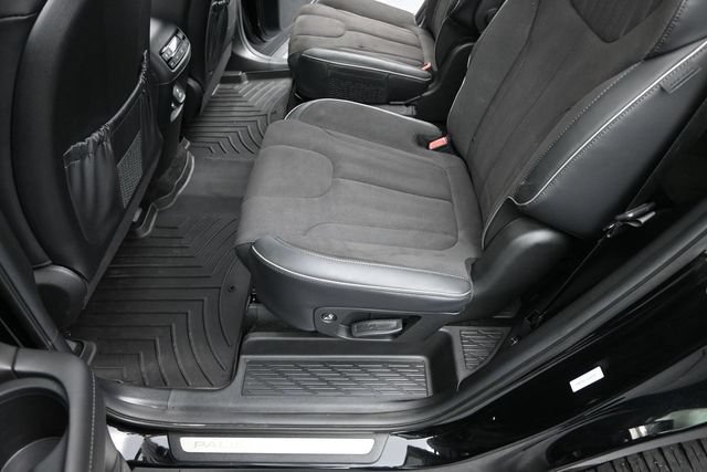 Used 2025 Hyundai Palisade Calligraphy AWD/4WD image 14