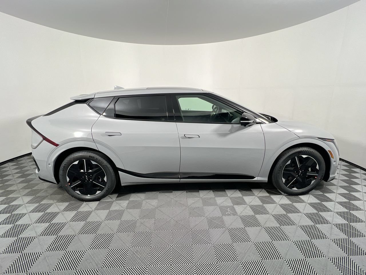 New 2026 Kia EV6 GT-Line RWD image 2