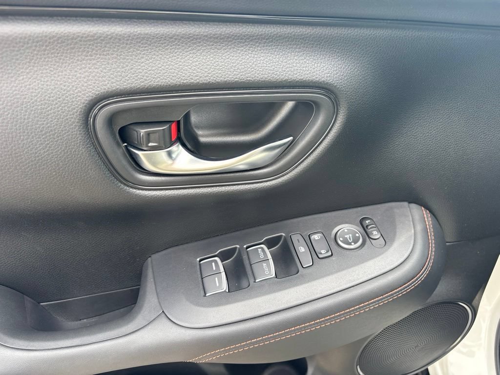 Used 2024 Honda HR-V Sport image 19