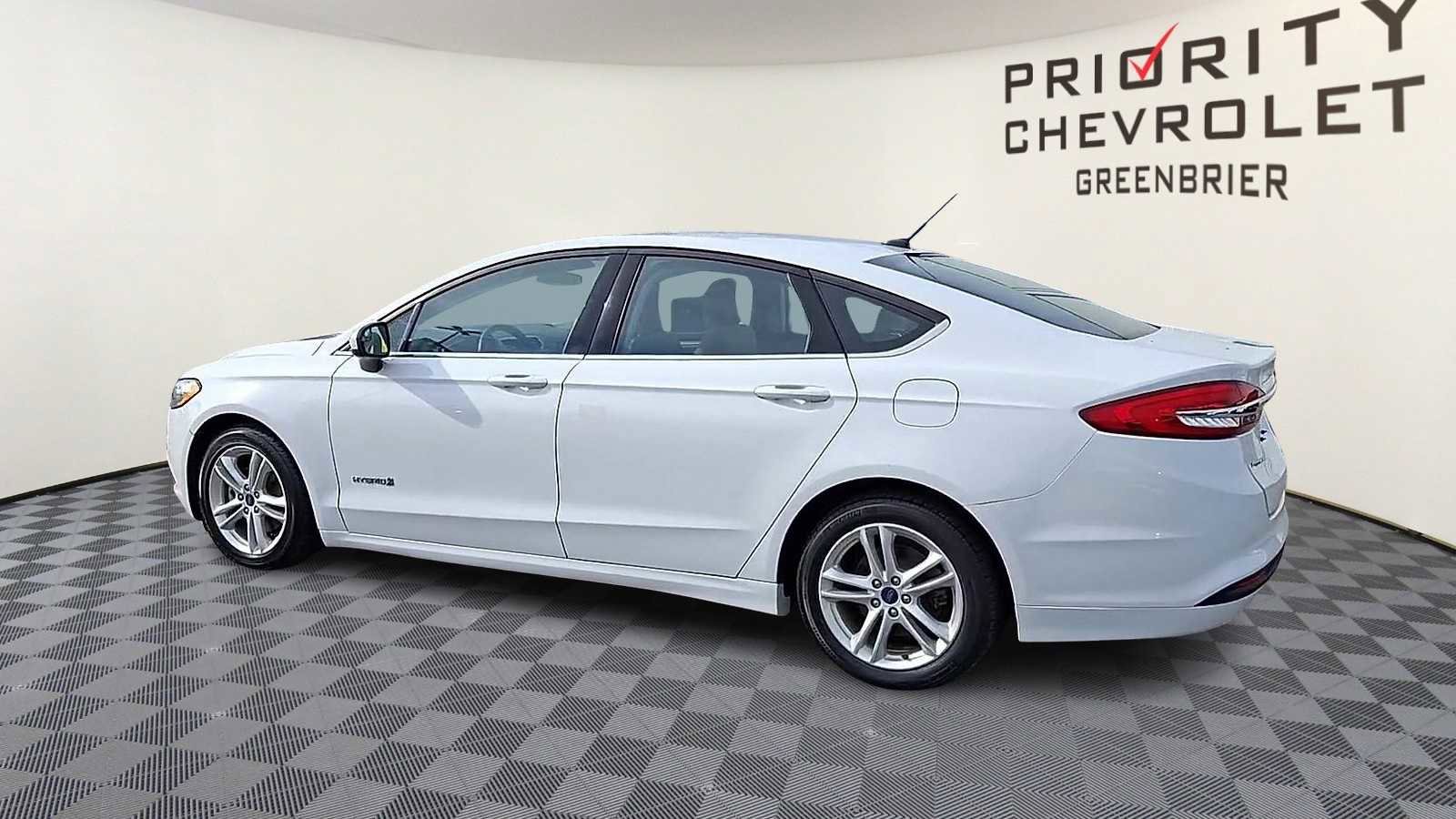 Used 2018 Ford Fusion S image 6