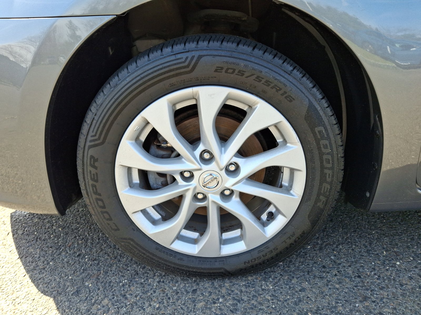 Used 2018 Nissan Sentra SV image 9