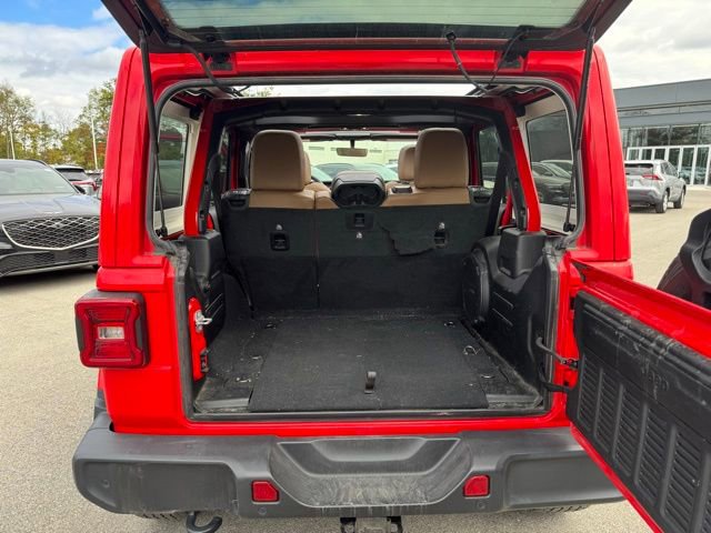 Used 2022 Jeep Wrangler Unlimited Sahara w/ LED Lighting Group image 25