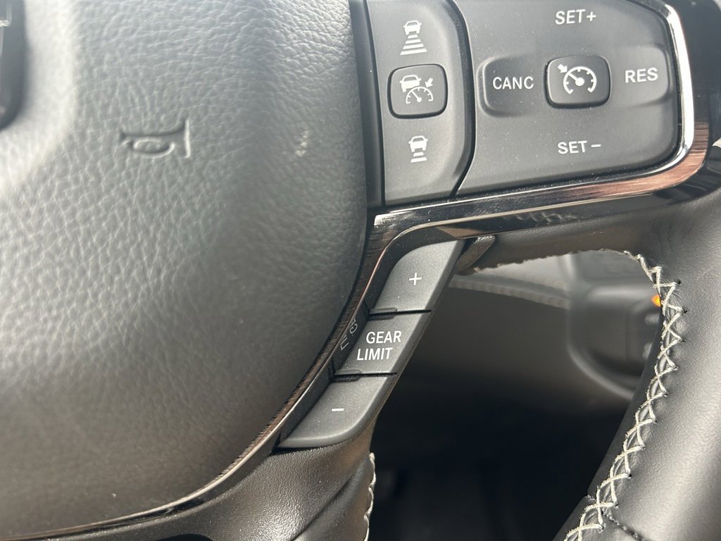 New 2025 RAM 2500 Limited image 17