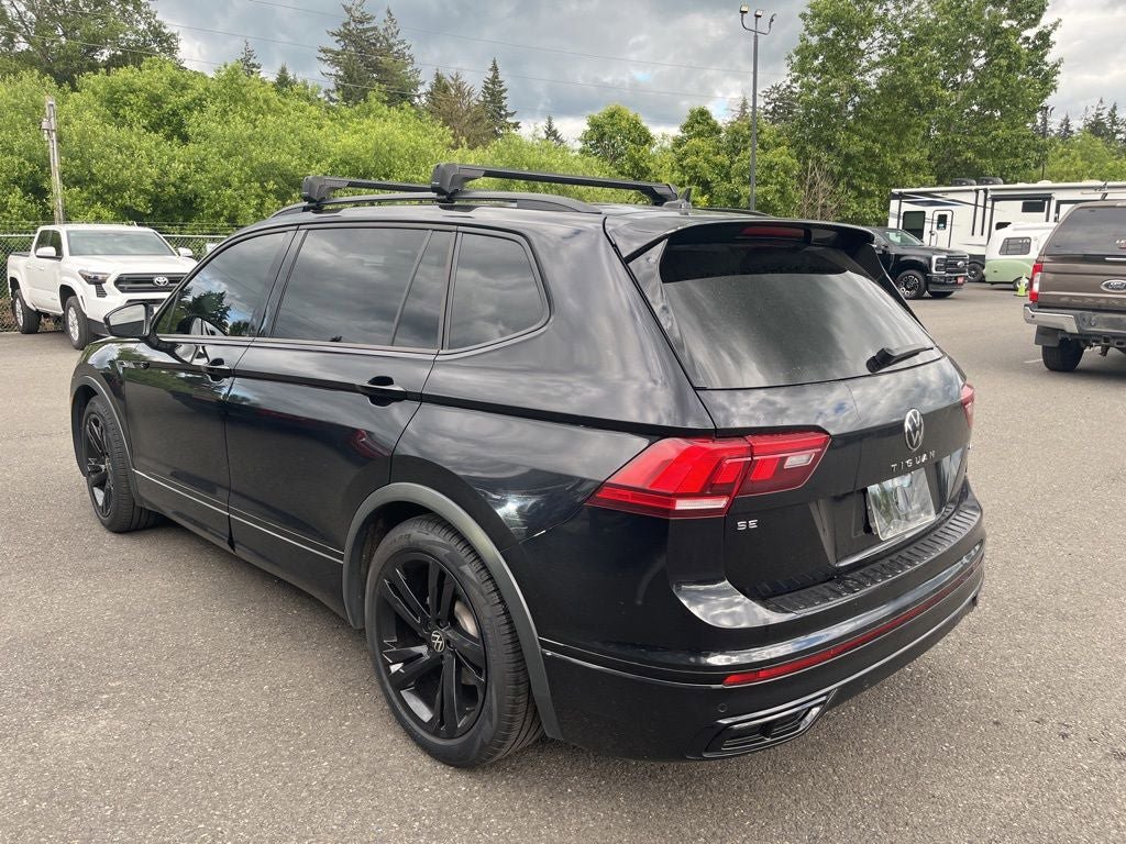 Used 2024 Volkswagen Tiguan SE R-Line AWD/4WD image 2