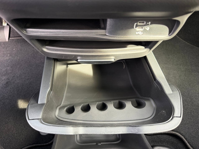 New 2027 Chrysler Pacifica Select FWD image 19