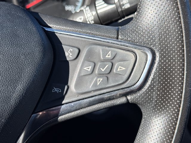Used 2021 Chevrolet Equinox LS w/ LS Convenience Package AWD/4WD image 34