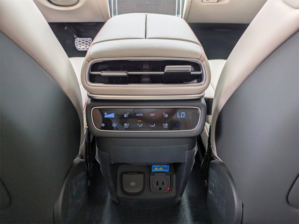 New 2025 Genesis GV80 3.5T e-SC image 16