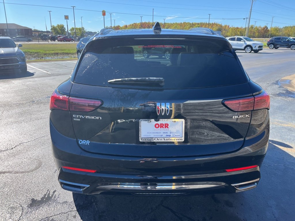 New 2024 Buick Envision Sport Touring image 4