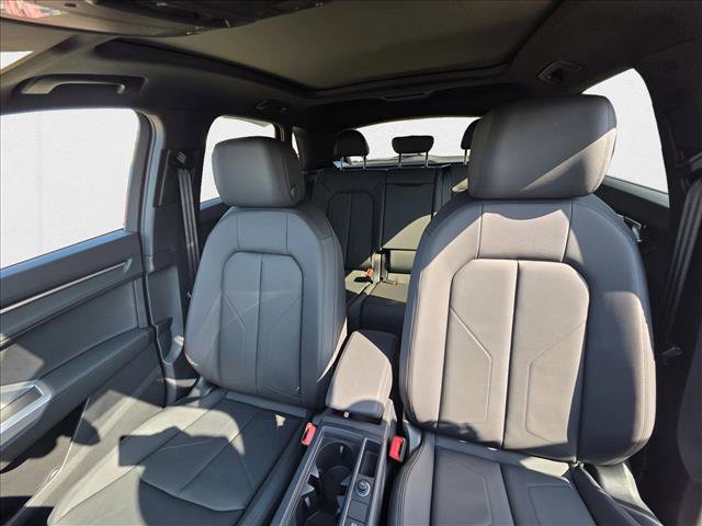 New 2025 Audi Q3 2.0T Premium w/ Convenience Package image 16