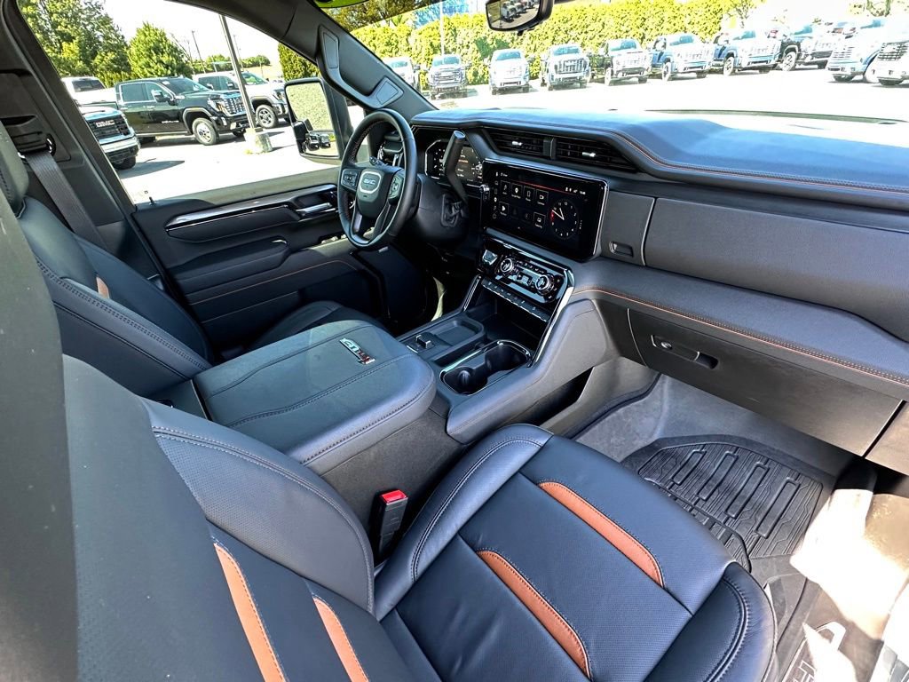 Used 2026 GMC Sierra 2500 AT4 w/ AT4 Premium Plus Package AWD/4WD image 14